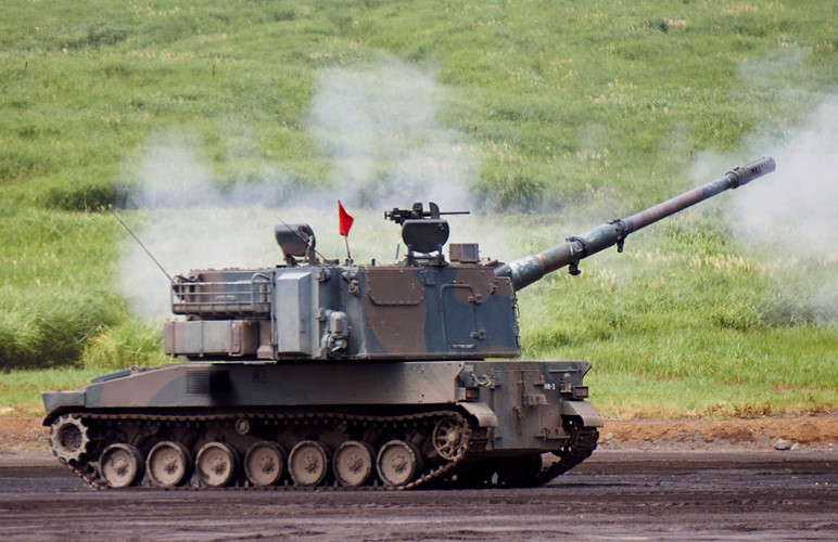 Cận cảnh siêu pháo tự hành Nhật đắt gấp ba xe tăng T-90